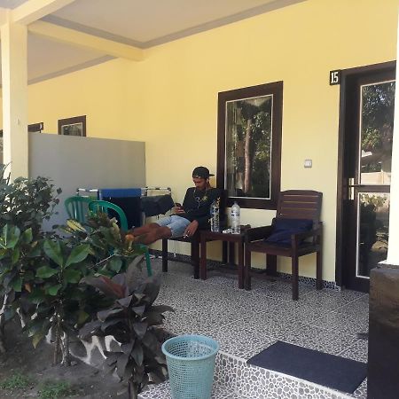 Kuta Lodge Homestay Bagian luar foto