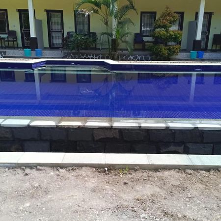 Kuta Lodge Homestay Bagian luar foto